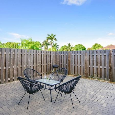 Wonderful Townhouse With 3 Bedrooms マイアミ エクステリア 写真