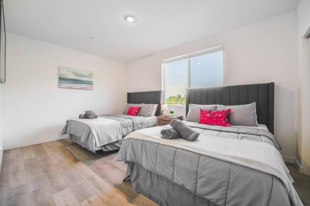 Wonderful Townhouse With 3 Bedrooms マイアミ エクステリア 写真