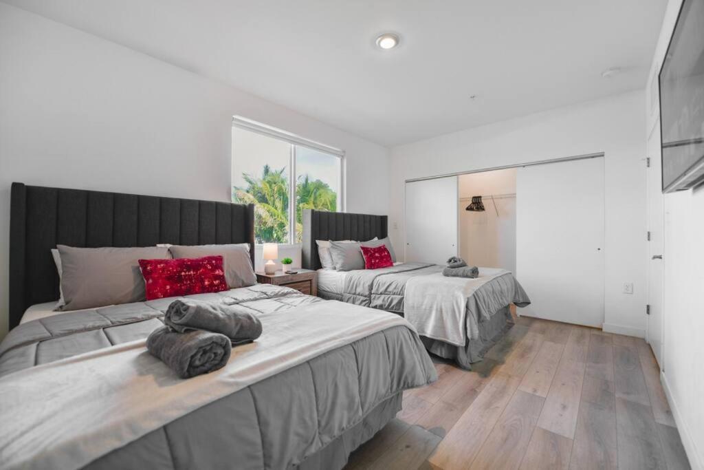 Wonderful Townhouse With 3 Bedrooms マイアミ エクステリア 写真