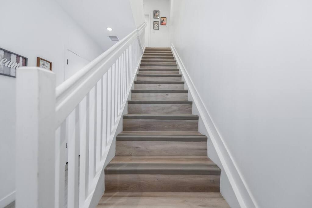 Wonderful Townhouse With 3 Bedrooms マイアミ エクステリア 写真